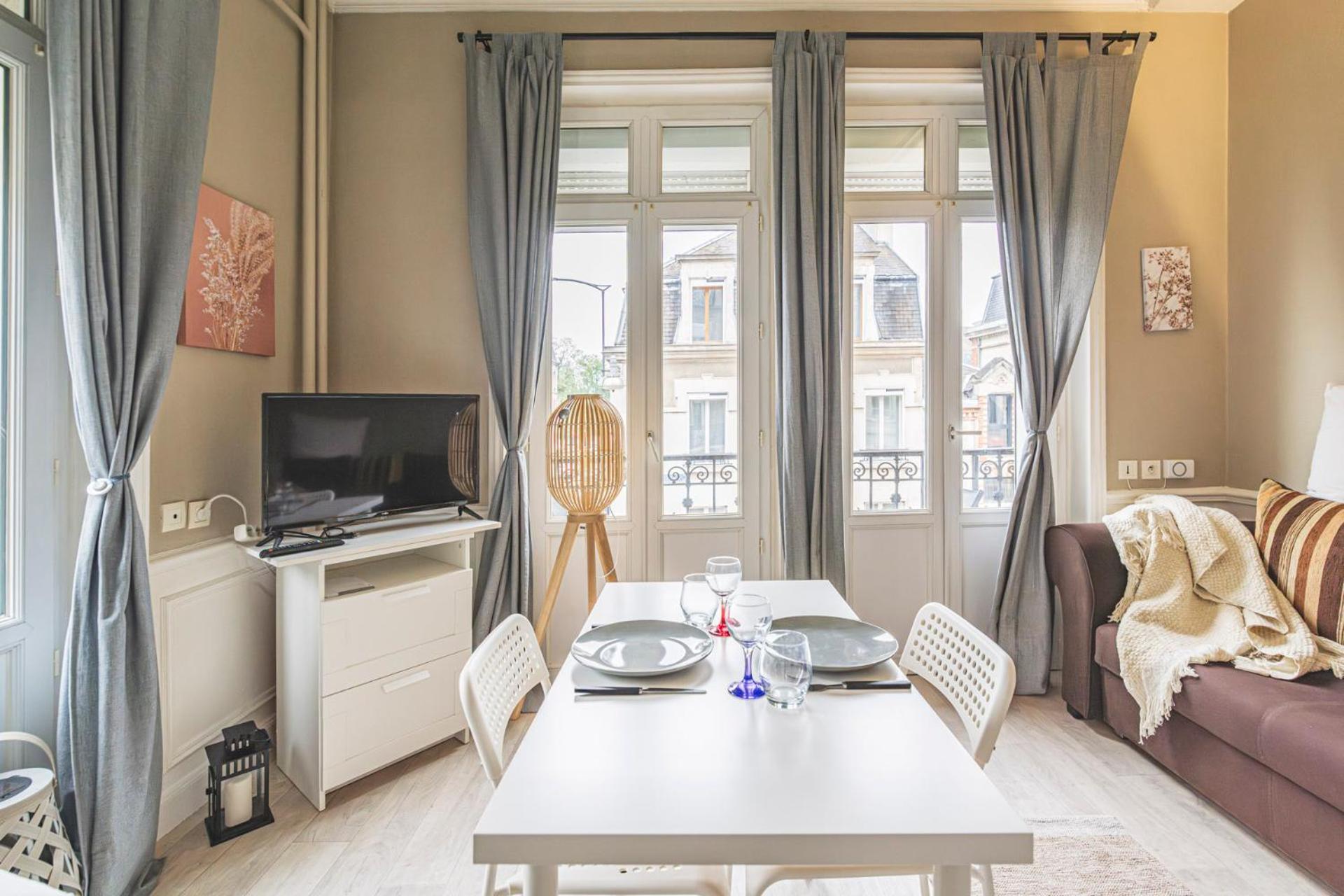 Ferienwohnung Taittinger 511 Reims Exterior foto